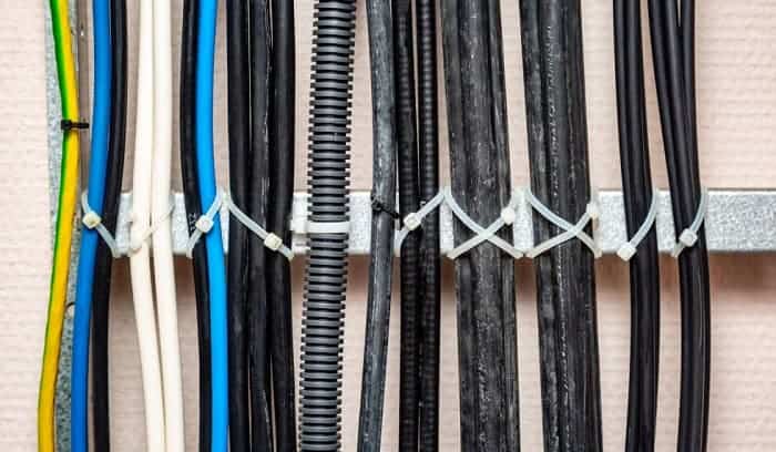 https://www.galvinpower.org/wp-content/uploads/2021/04/best-cable-ties.jpg